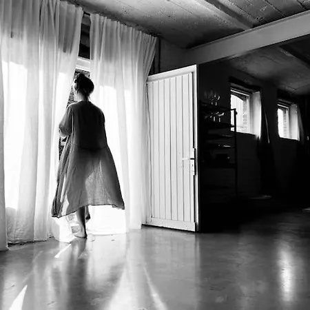Stijlvol Overnachten In Atelier Tussen Maastricht En Luik Daire Moelingen